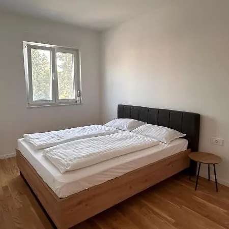 Sunchill Apartment Pakostane