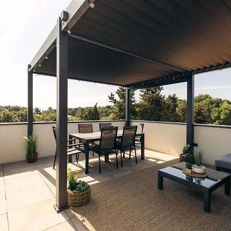Sunchill Apartment