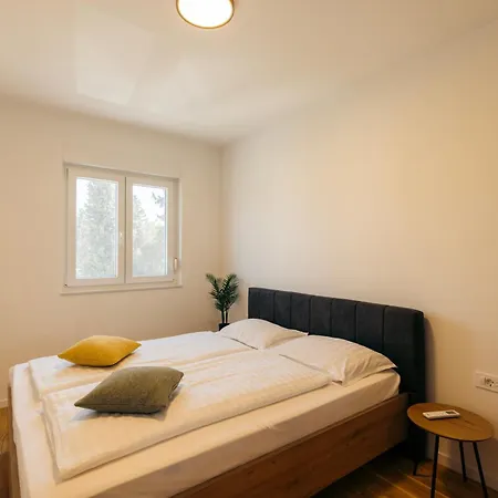 Sunchill Apartment *