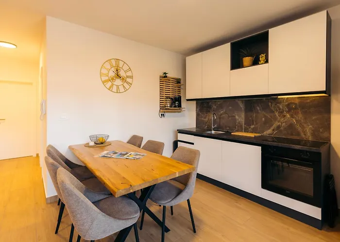 Sunchill 아파트 파코스탄